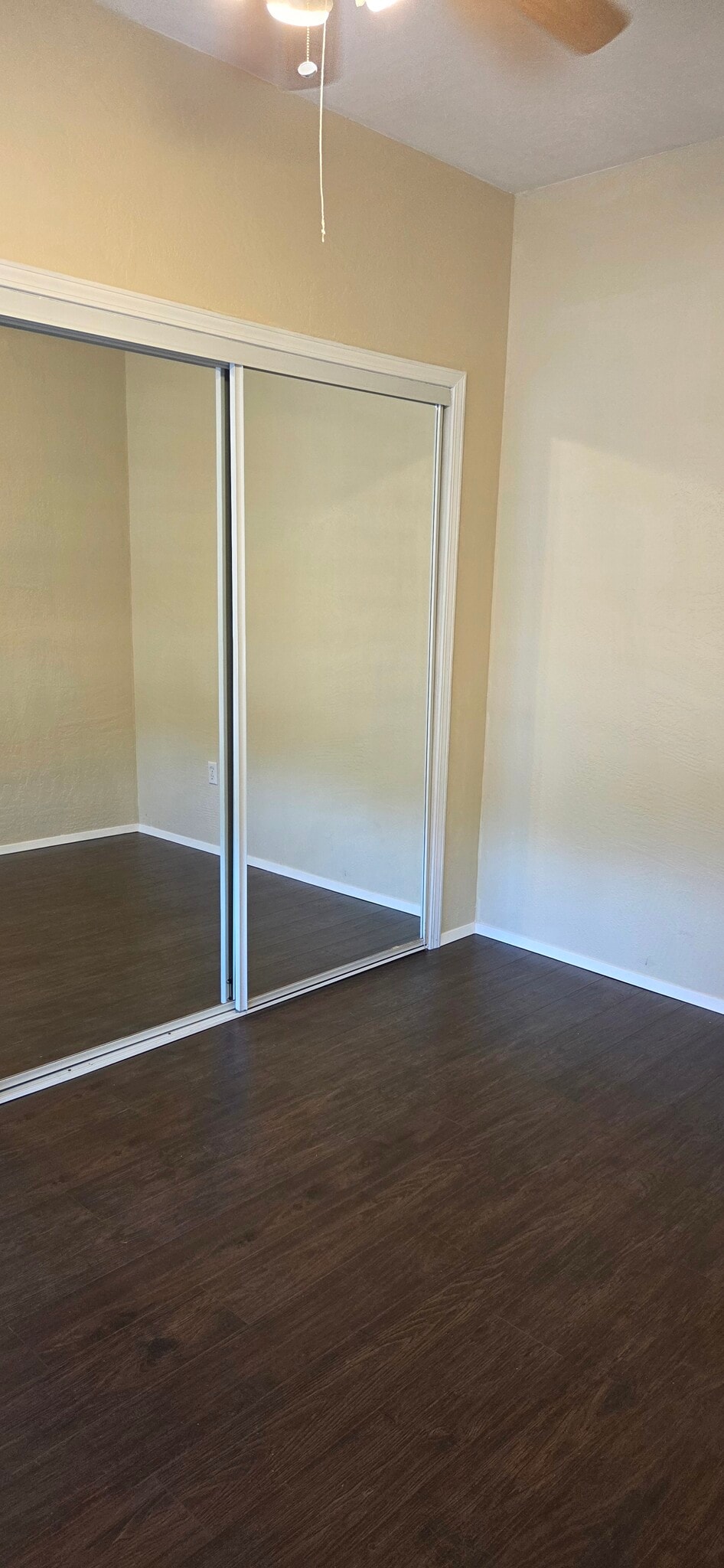 Bedroom - 301 Walnut Ln