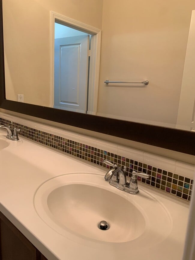 Building Photo - Southwest Home Coming