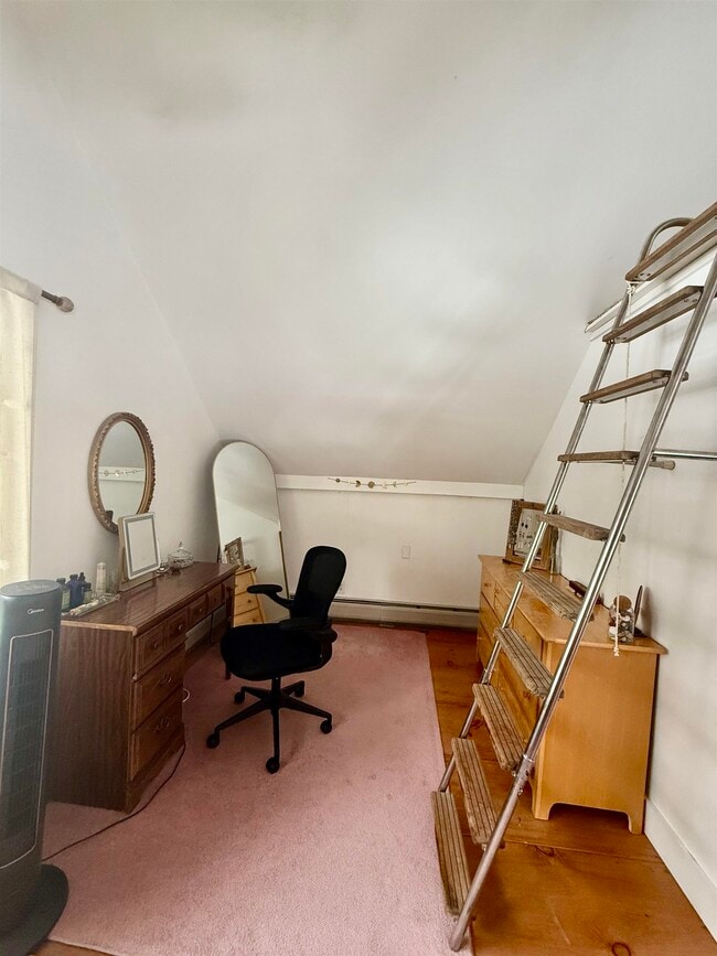 Building Photo - 43 Pleasant St