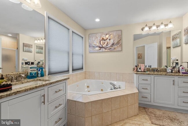 Building Photo - 18318 Lyles Dr