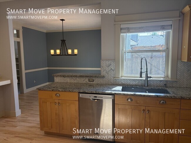 Building Photo - 4251 E Homestead Rim Dr