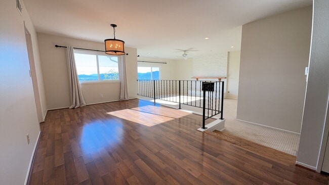 Building Photo - Lovely Thousand Oaks Rental with Expansive Yard and Mountain Views