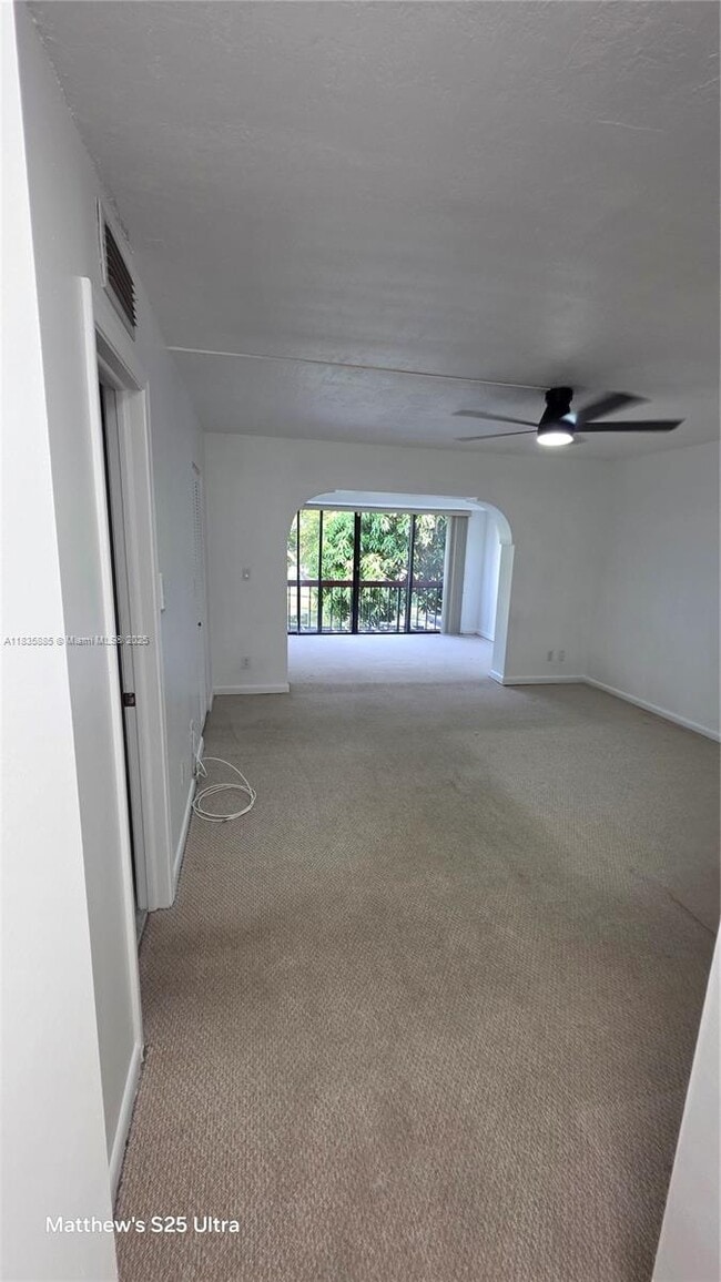Building Photo - 6611 Racquet Club Dr