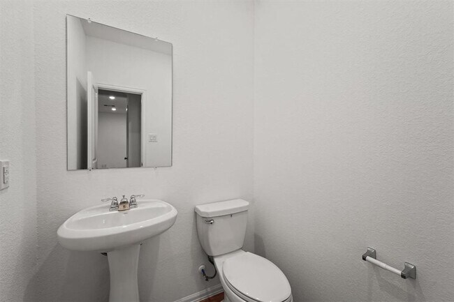 Building Photo - 19316 Villa Mesa Dr