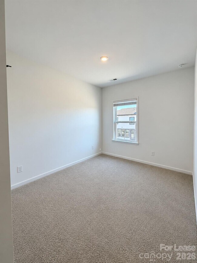 Building Photo - 3009 Rexton Ln