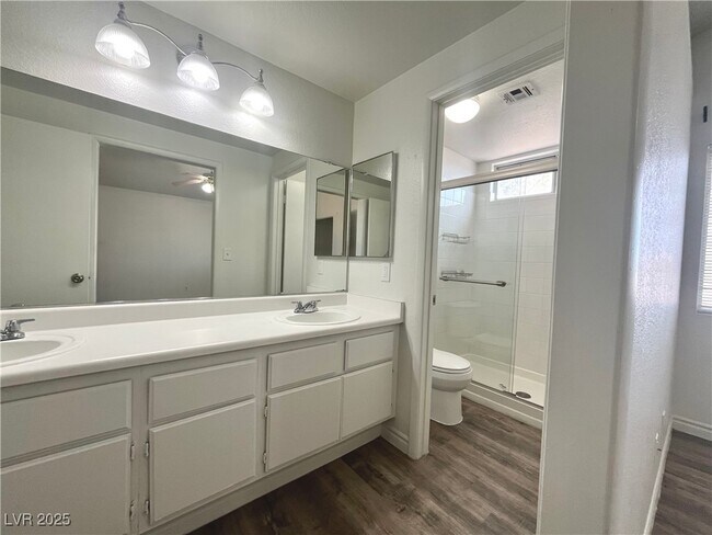 Building Photo - 1537 N Canyon Rose Way