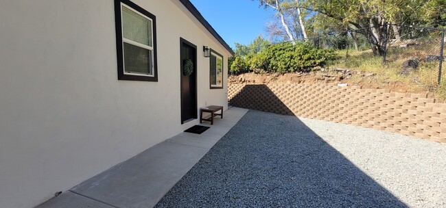 Building Photo - 4229 Panorama Dr