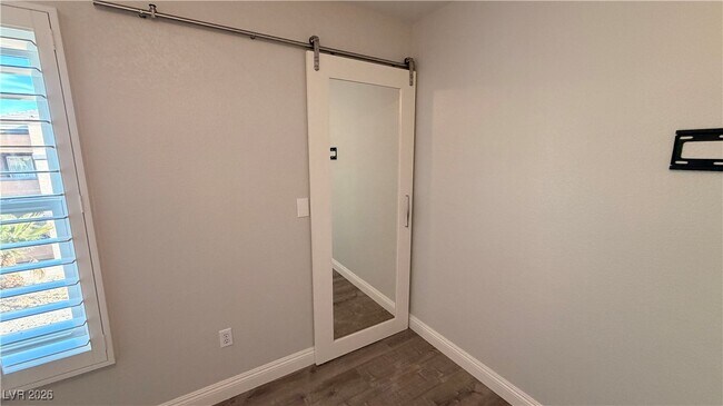 Building Photo - 6650 W Warm Springs Rd