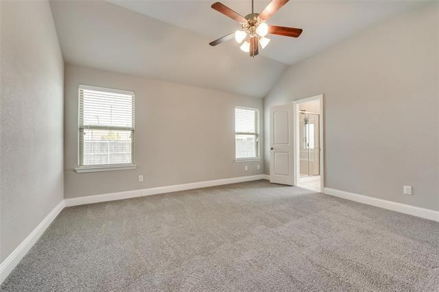 Building Photo - 698 Harper Dr