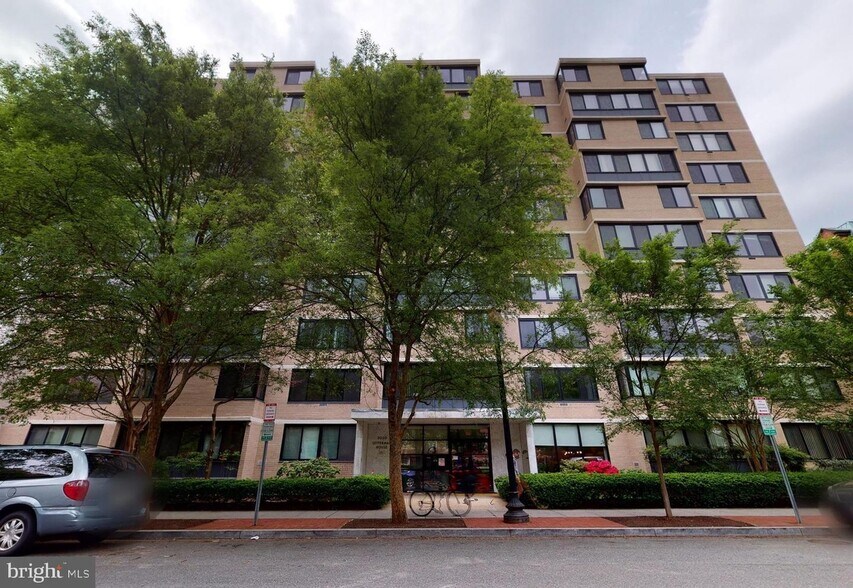 Building Photo - 2030 F St NW