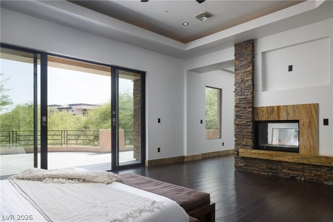 Building Photo - 17 Soaring Bird Ct