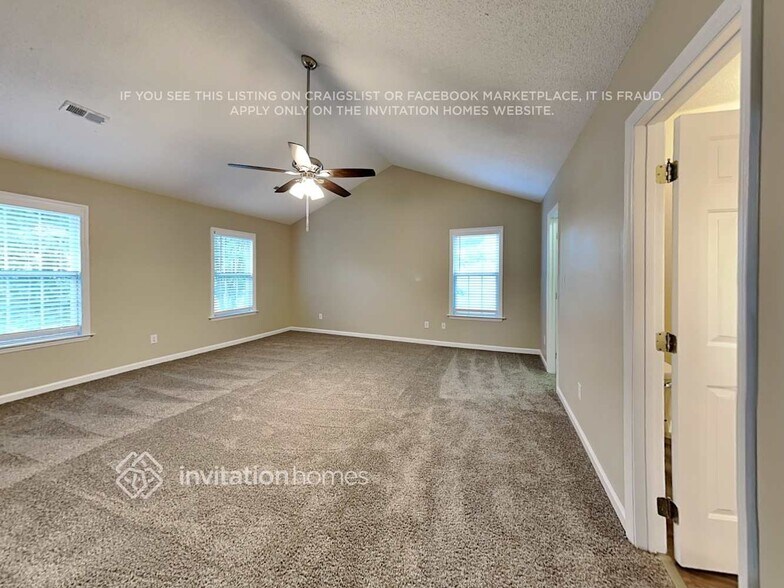 Building Photo - 8637 Hobhouse Cir