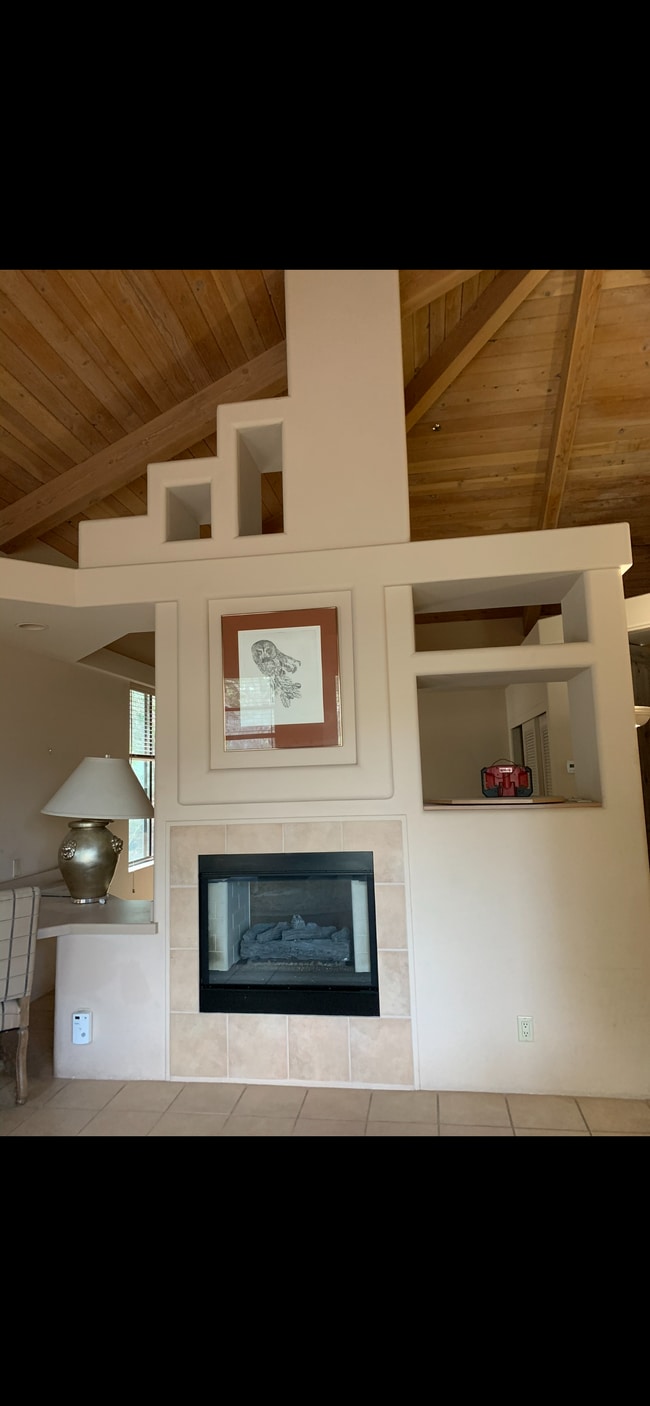 Building Photo - 5476 Quail Meadows Dr