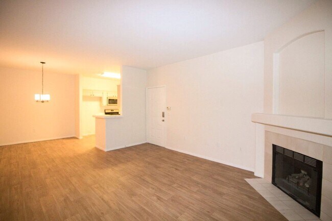 Building Photo - 1300 S Arlington St