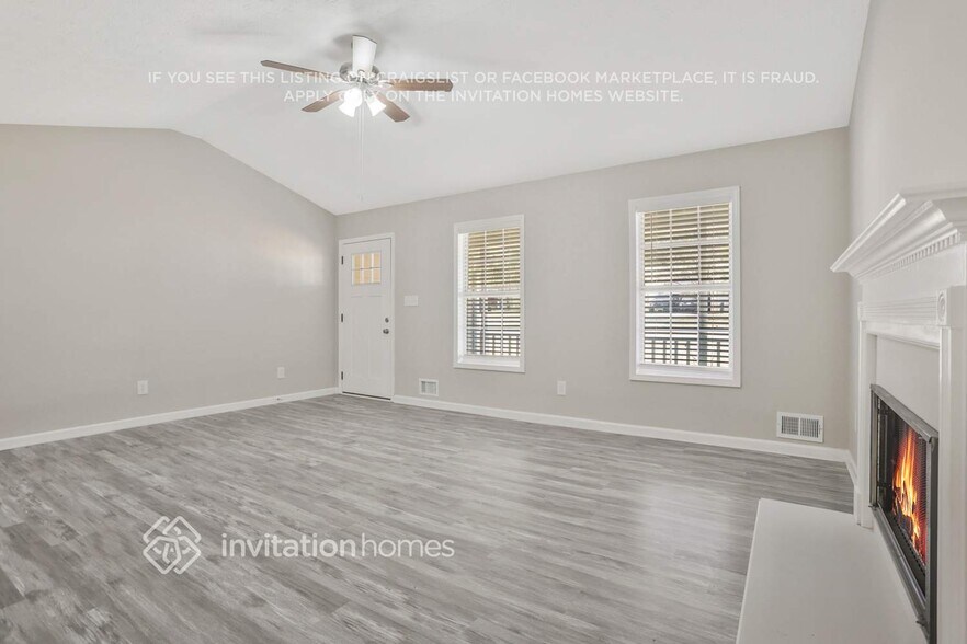 Building Photo - 389 Grove Hill Dr