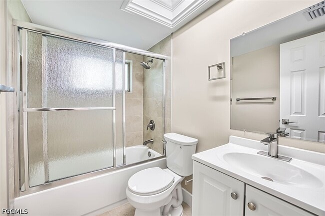 Building Photo - 5824 Algiers St