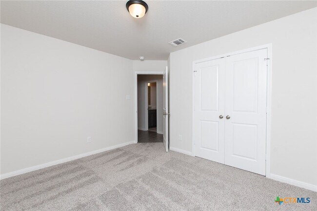 Building Photo - 9806 Kensley Rose Dr