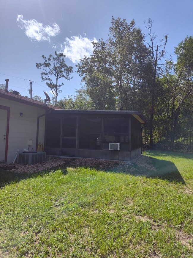 Building Photo - CITRUS SPRINGS