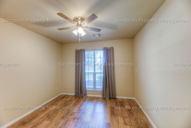 Building Photo - FOR LEASE | Jenks | $2500 Rent | 5 Bed, 3 ...