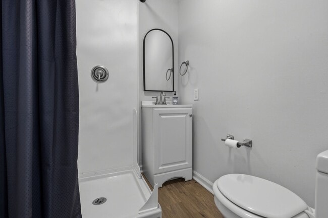 Building Photo - Historic Charm. Modern Updates. Prime Location.