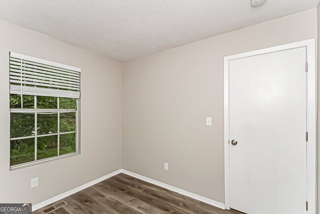 Building Photo - 1650 Carrie Farm Ln NW