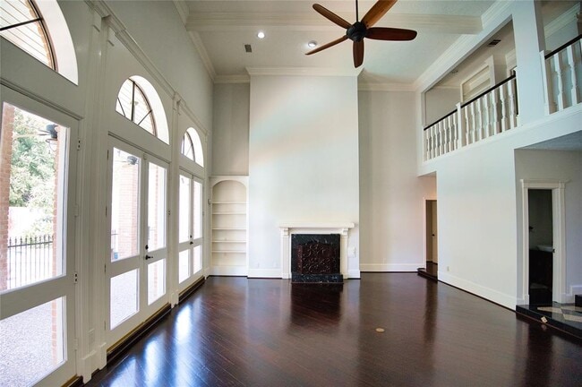 Building Photo - 15834 S Barkers Landing Rd