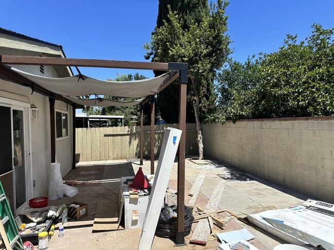 Building Photo - 120 Farland Pl