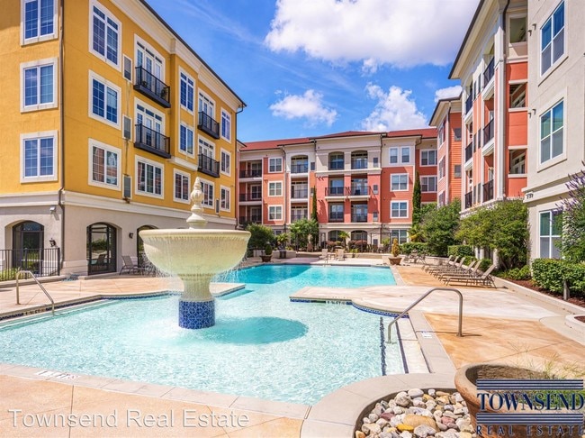 Primary Photo - 730 Villagio Pl