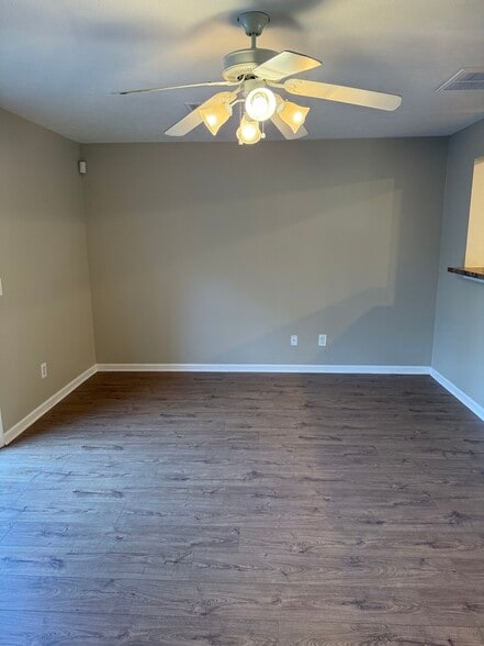 Building Photo - 2028 Shaylin Loop