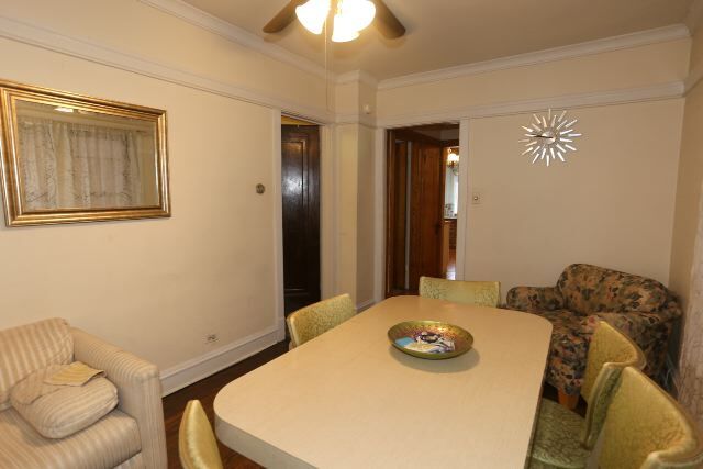 Building Photo - 849 W Fletcher St