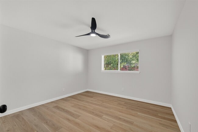 Building Photo - 11742 N Little John Cir