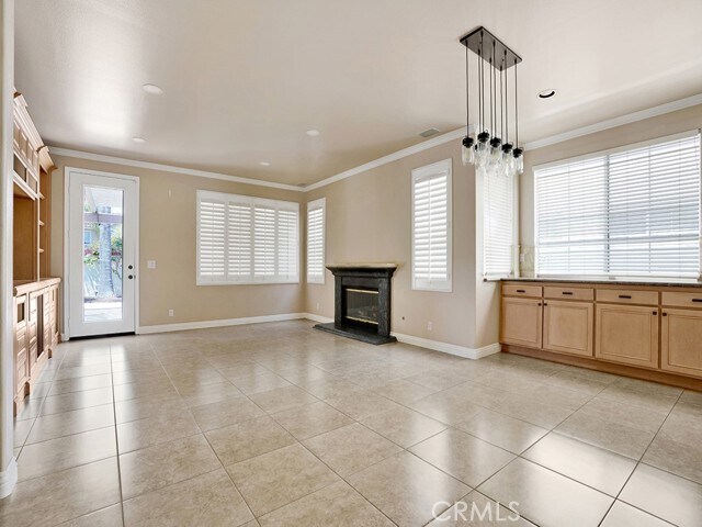 Building Photo - 2326 Pinehurst Dr