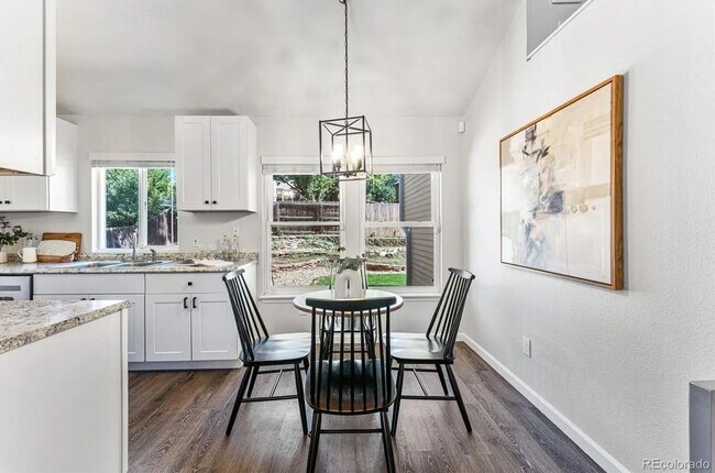 Building Photo - 3BD, 2BA Aurora Home with 2-Car Garage and Back Yard