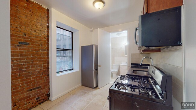 Building Photo - 364 South First Street