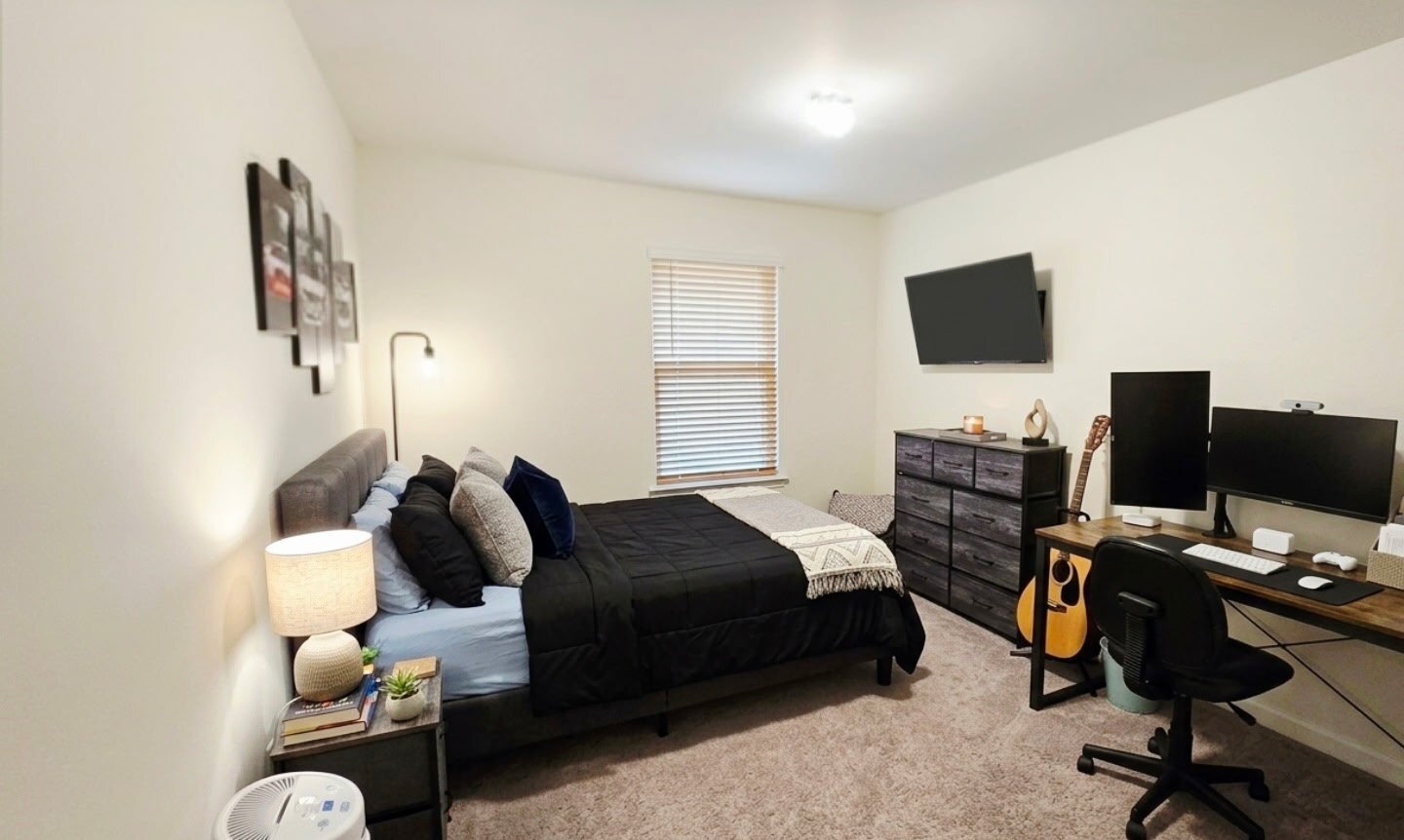 Building Photo - 3256 Tracer Dr
