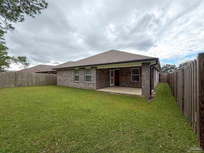 Building Photo - 7836 Lakeside Oaks Dr