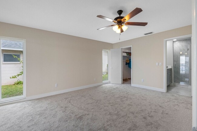 Building Photo - Sailboat-Ready Waterfront Home with Specta...