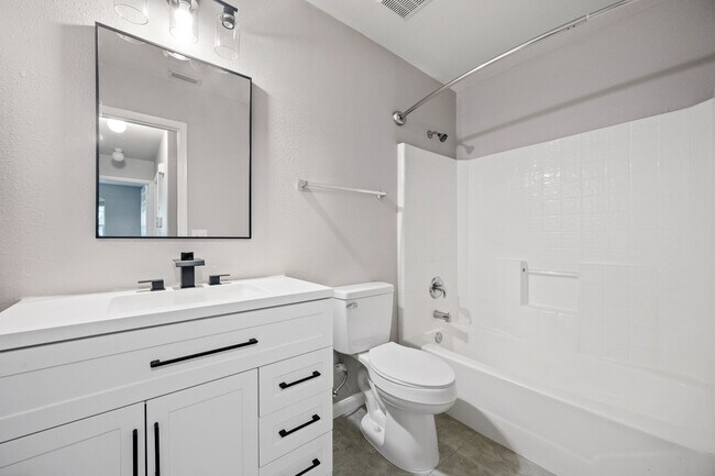 Building Photo - 2851 Sandberry Dr