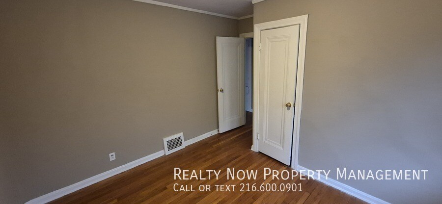 Building Photo - 3636 Glencairn Rd