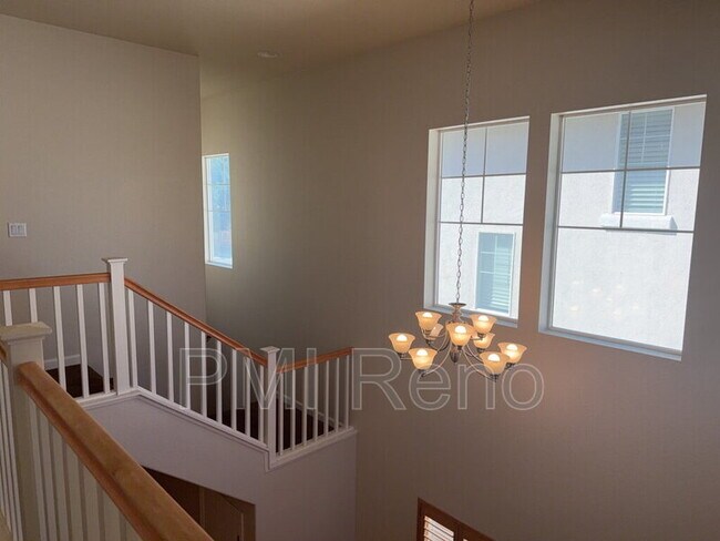 Building Photo - 1360 Waterloo Dr