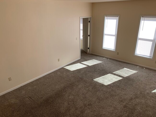 Living Room - 3670 S 60th St