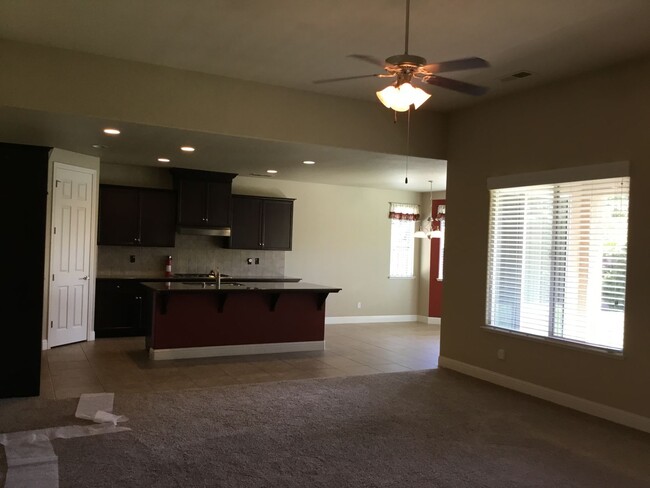 Building Photo - Welcome to Harlan Ranch!!!