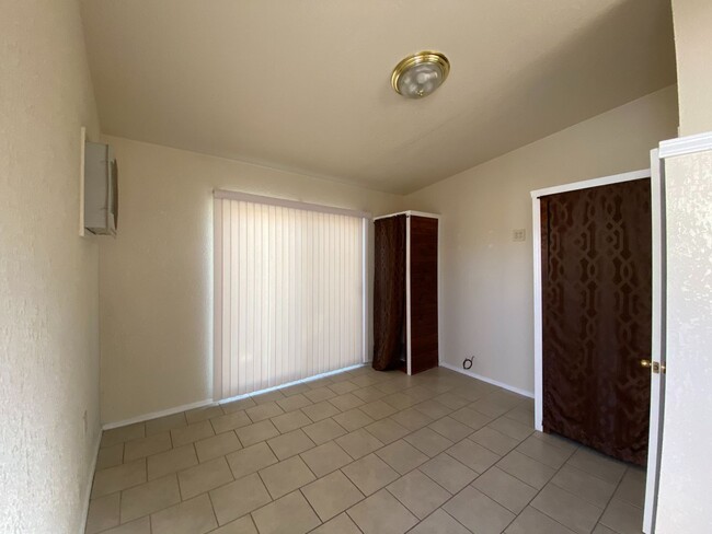 Building Photo - Studio Apartment For Rent - Water, Sewer &...