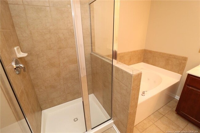 Building Photo - 711 Keystone Park Dr