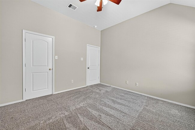 Building Photo - 2606 Waterbrook Ln