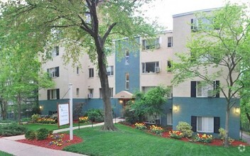 Building Photo - Arlington Boulevard Apartments