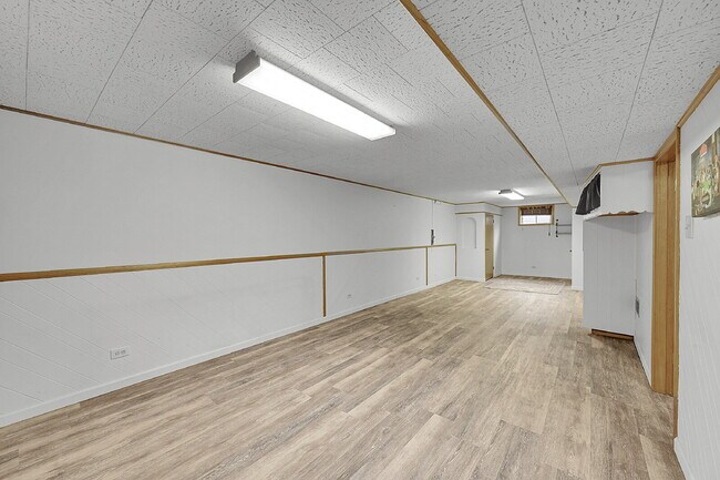 Building Photo - $2,870.00 - HALF OFF First Months' Rent - 3 Bedrooms, 2 Bathrooms Single Family Home in Arvada wi...