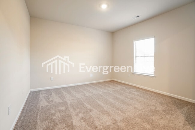 Building Photo - 28590 Whitehall Ln