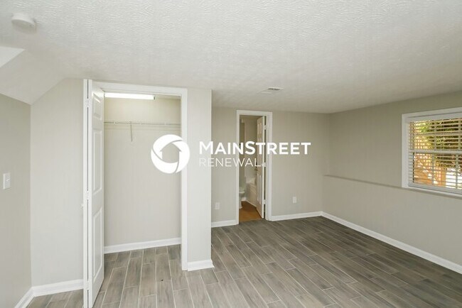 Building Photo - 4 Bedroom Pet-Friendly Home in DOUGLASVILL...