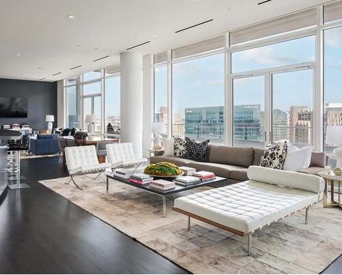 Building Photo - 2323 N Houston St